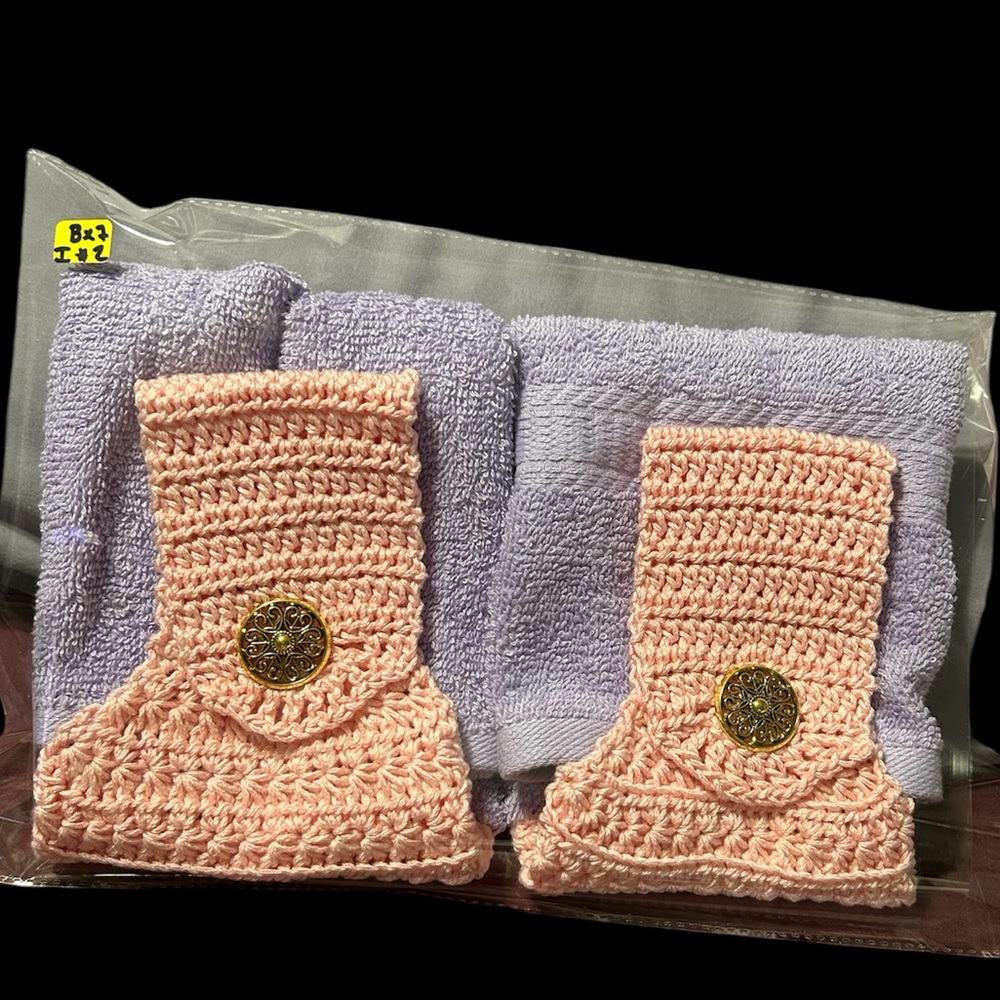 HAND TOWELS - Picture 6 of 7